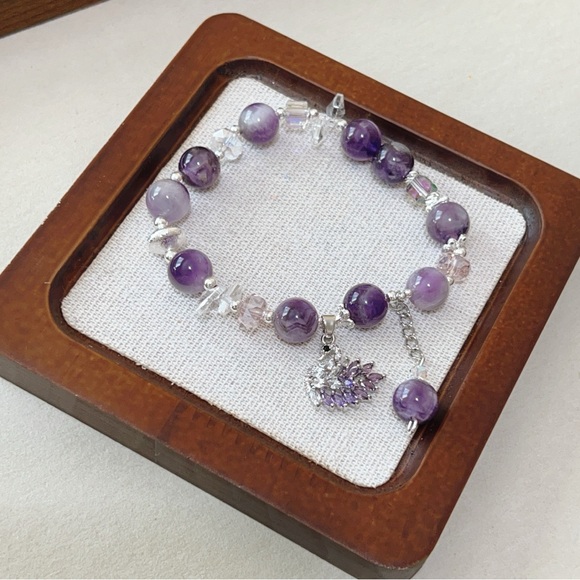 🖤 Handmade bracelet - Picture 2 of 4